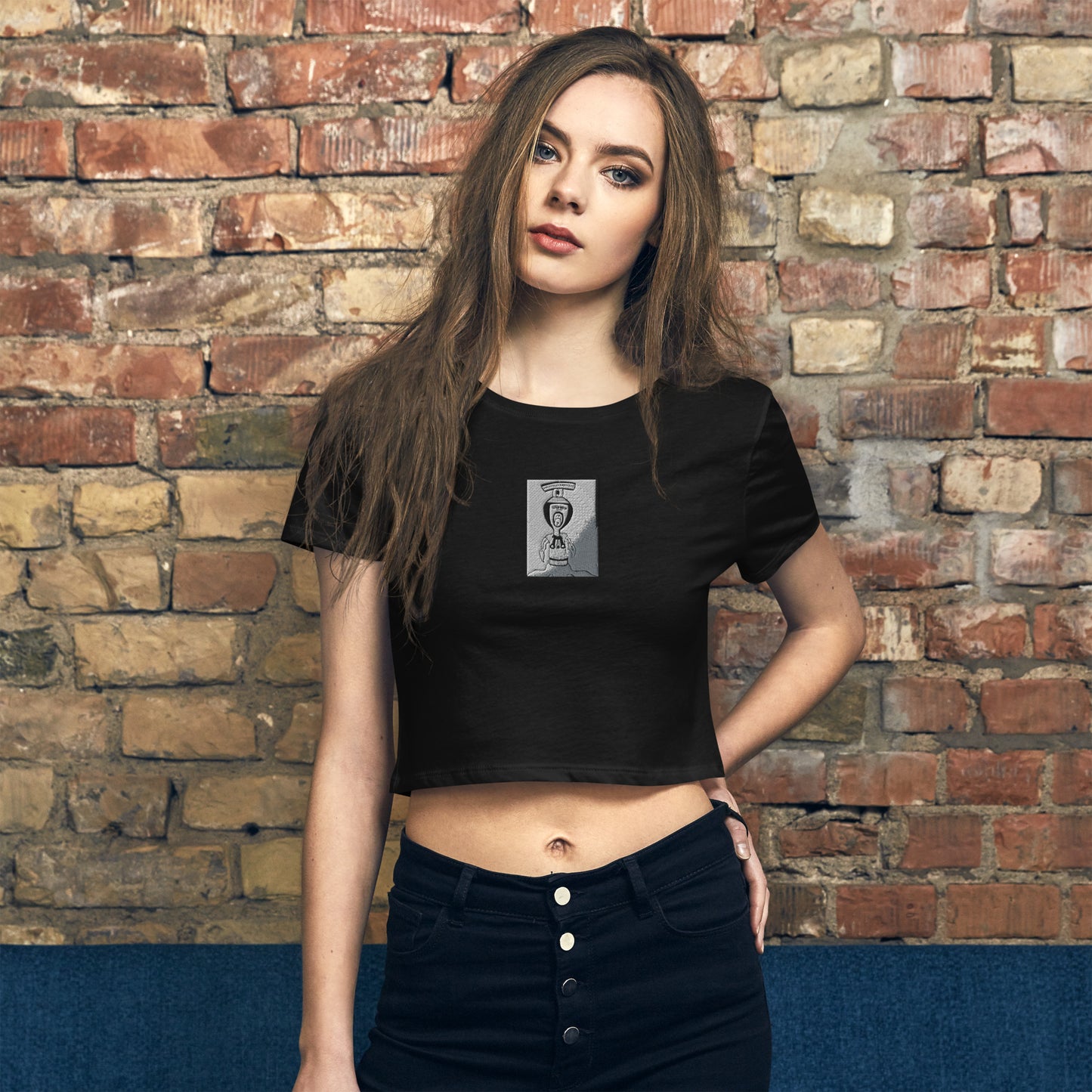 Crop Tee Art front